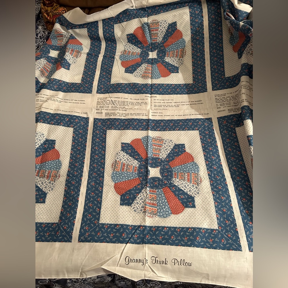 New print pattern quilt top fabric 122”x44”